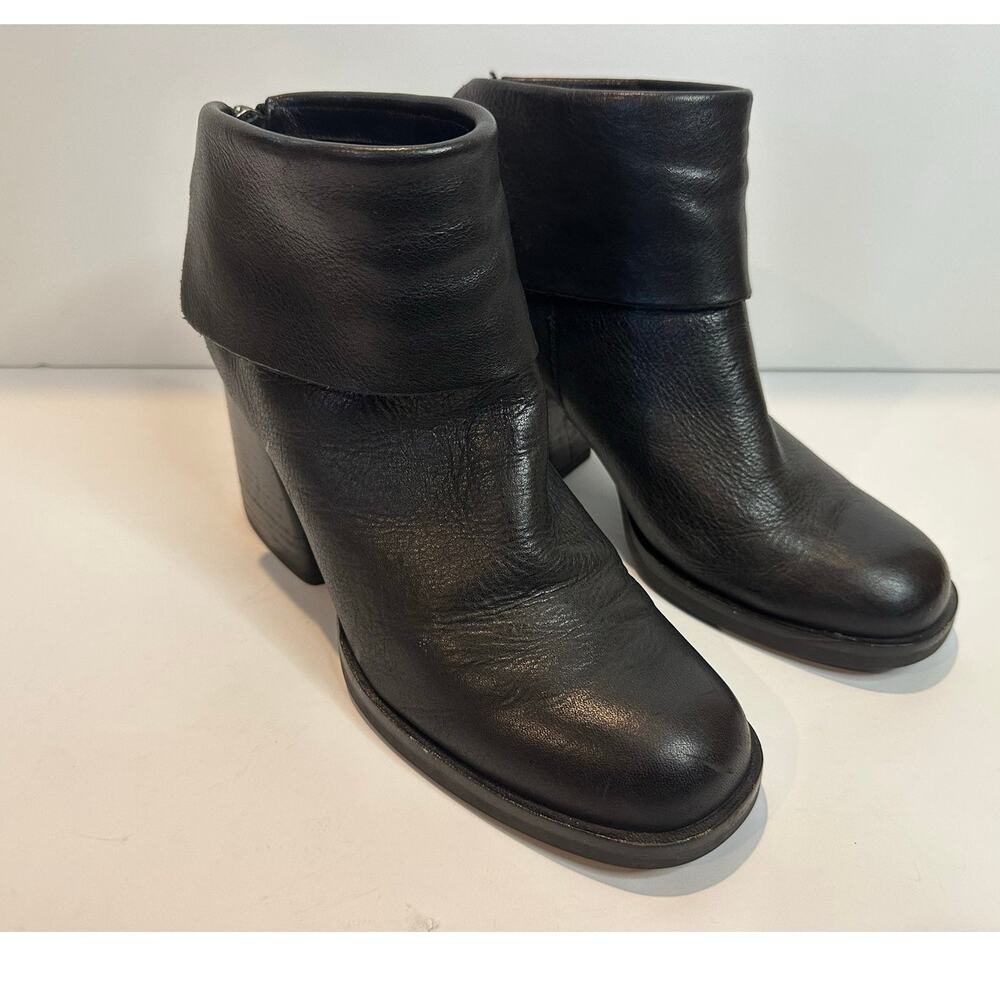 Kork-Ease Kari Leather Ankle Boots Women’s 8.5 Black Block Heel Casual Comfort